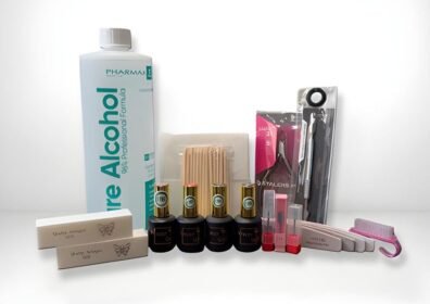 ערכת המניקור שמקבלות בקורס הלק ג'ל לנערות