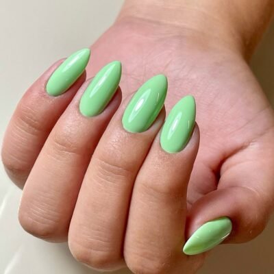 אם לא היה מספיק ברור שאנחנו בקיץ עם החום,אז קבלו את הצבע הזה שאי אפשר להתבלבל איתו - ואיזה צבע